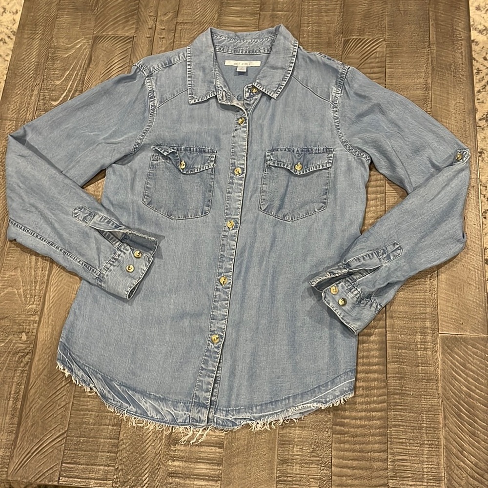Miami denim chambray button up top